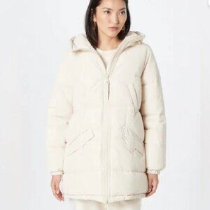Oof Wear Women's Cream Puffer Jacket